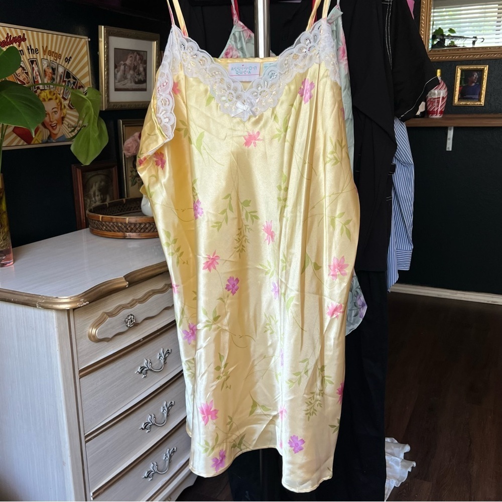 Floral Yellow Satin Nightgown 2X